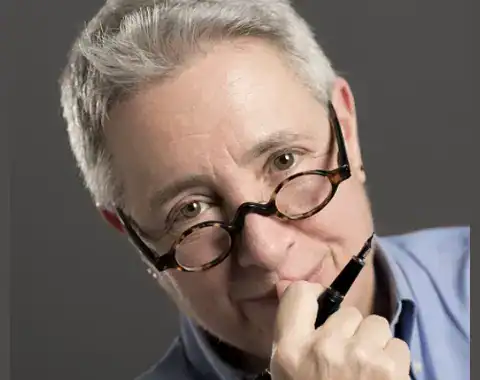 Elisabeth Nonas Author Photo